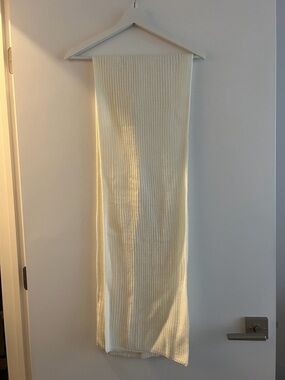 H&M Cream Knit Scarf